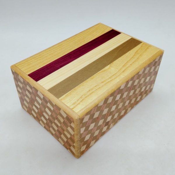 Photo1: 27 steps Natural wood/Ichimatsu 4 sun Japanese puzzle box Himitsu-bako (1)